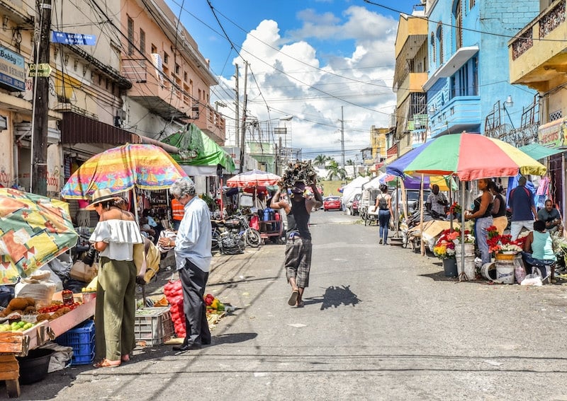 things to do in santo domingo - markets