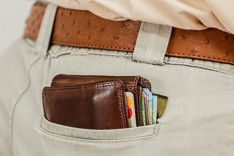 how to avoid pickpockets wallet
