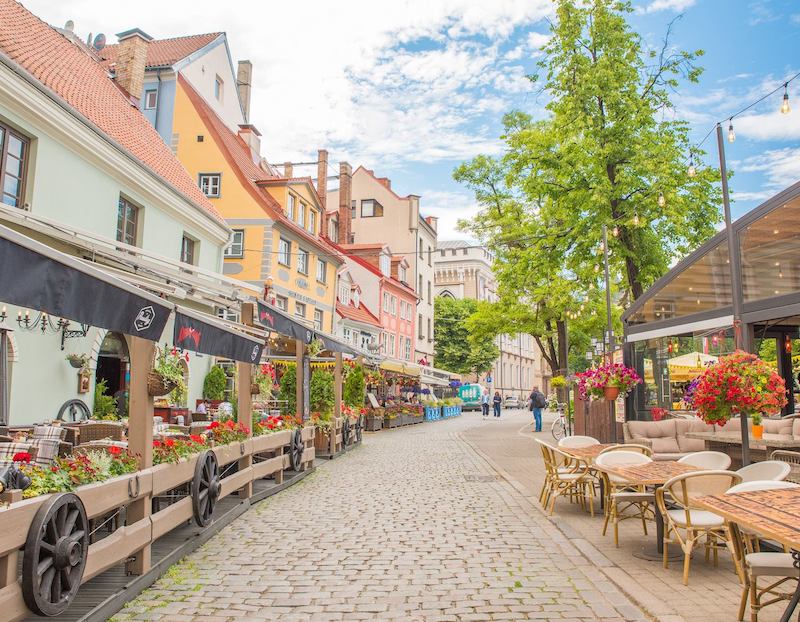 Travel Guide to Riga