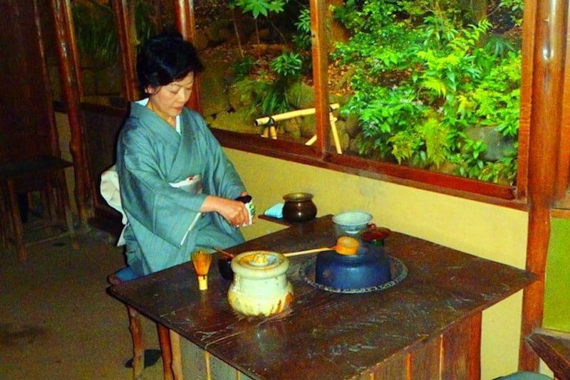 Traditional Tea Ceremony in Tokyo when visiting Asia