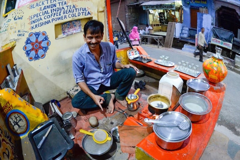 Travel guide to northern India - chai tea shop in Bundi