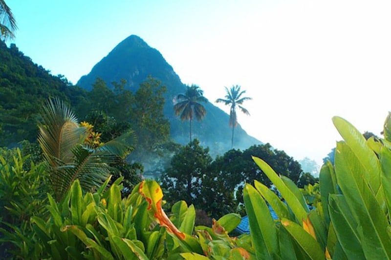 St. Lucia Guide featuring moutainous landscape
