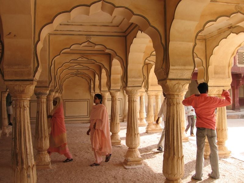 Exploring Jaipur through inspiring travel stories
