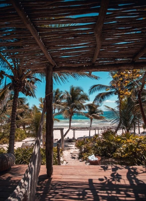 Visiting Tulum beach clubs when backpacking in tulum