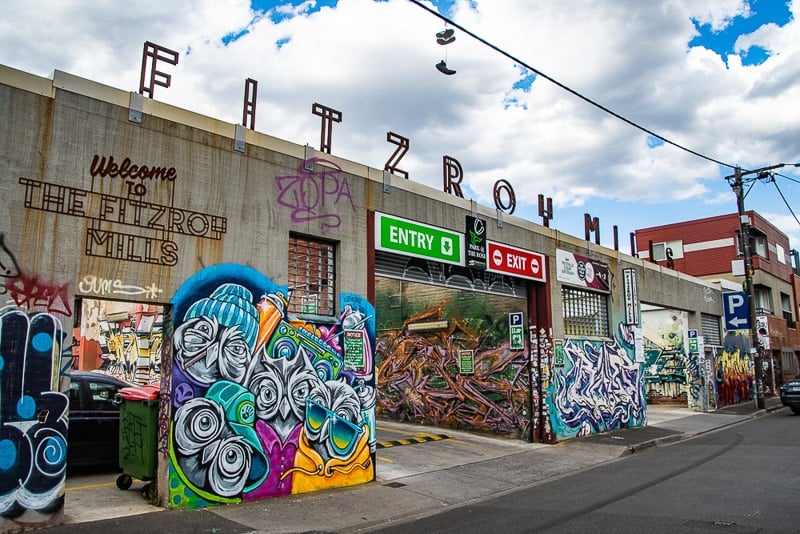 Seeing Melbourne street art during Australia travel