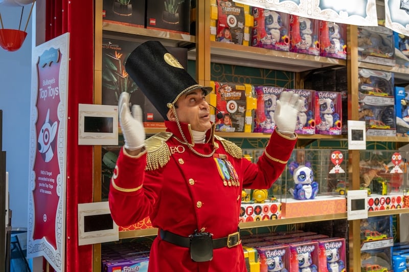 going on a tour of FAO Schwarz during November in NYC
