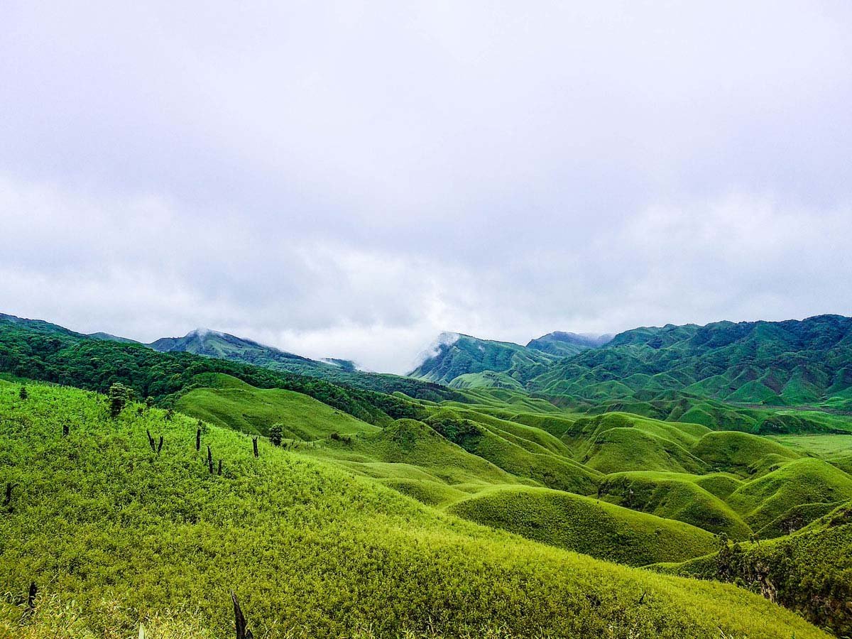 Dzukou Valley in October, Nagaland, India [4032 x 3204] [OC] : r/EarthPorn