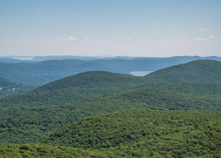 How To Hike Breakneck Ridge To The Mount Beacon Fire Tower (Epic!)