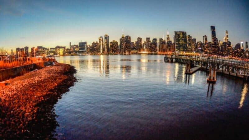 Queens travel guide