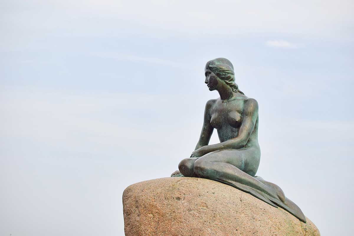 Copenhagen's famous Little Mermaid Statue.