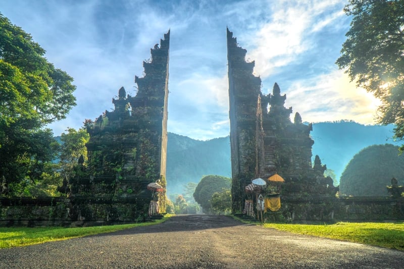 famous Handara Gate Instagram spot in Bali