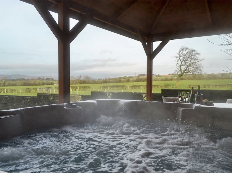 outdoor hot tub overlooking the Scottish countryside