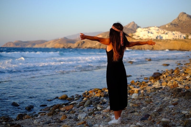 solo female traveler in Greece