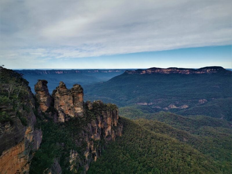 the Three Sisters rock formation and the expansive Blue Mountains National Park