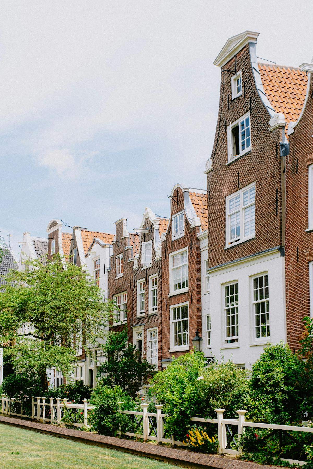 historic homes within the Begijnhof in Amsterdam
