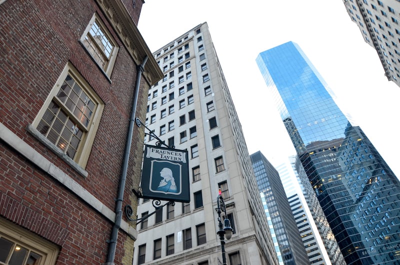 exterior of Fraunces Tavern in Lower Manhattan, NYC