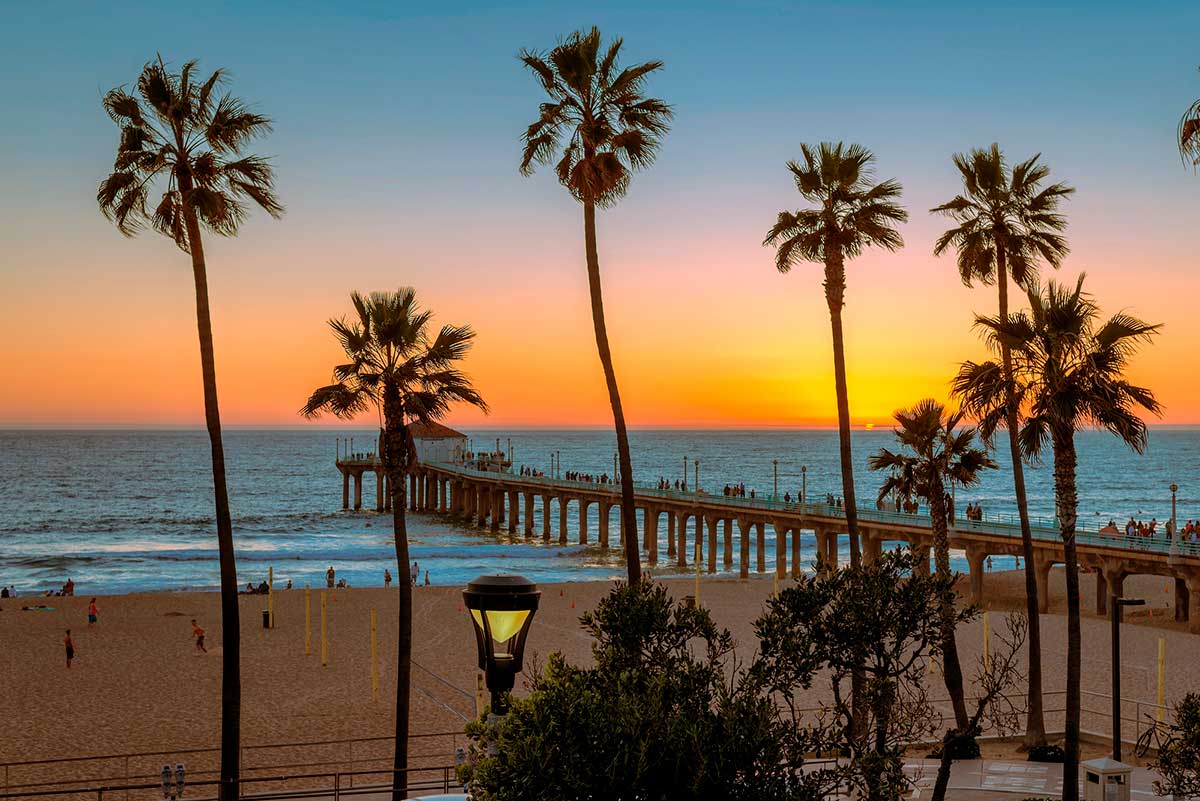 Manhattan Beach in Los Angeles at sunset.